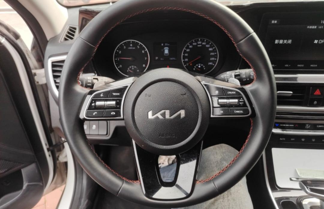 Kia KX3 Pride 1.5L CVT Fashion Edition