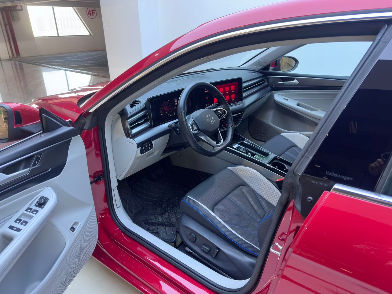 Volkswagen Lamando L 280TSI DSG Super Spicy Flagship Edition