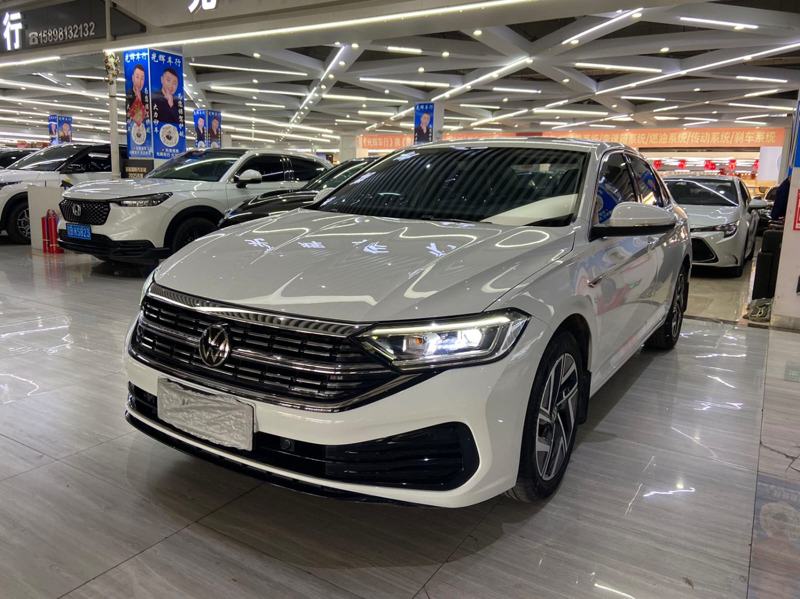 Volkswagen Sagitar 280TSI DSG