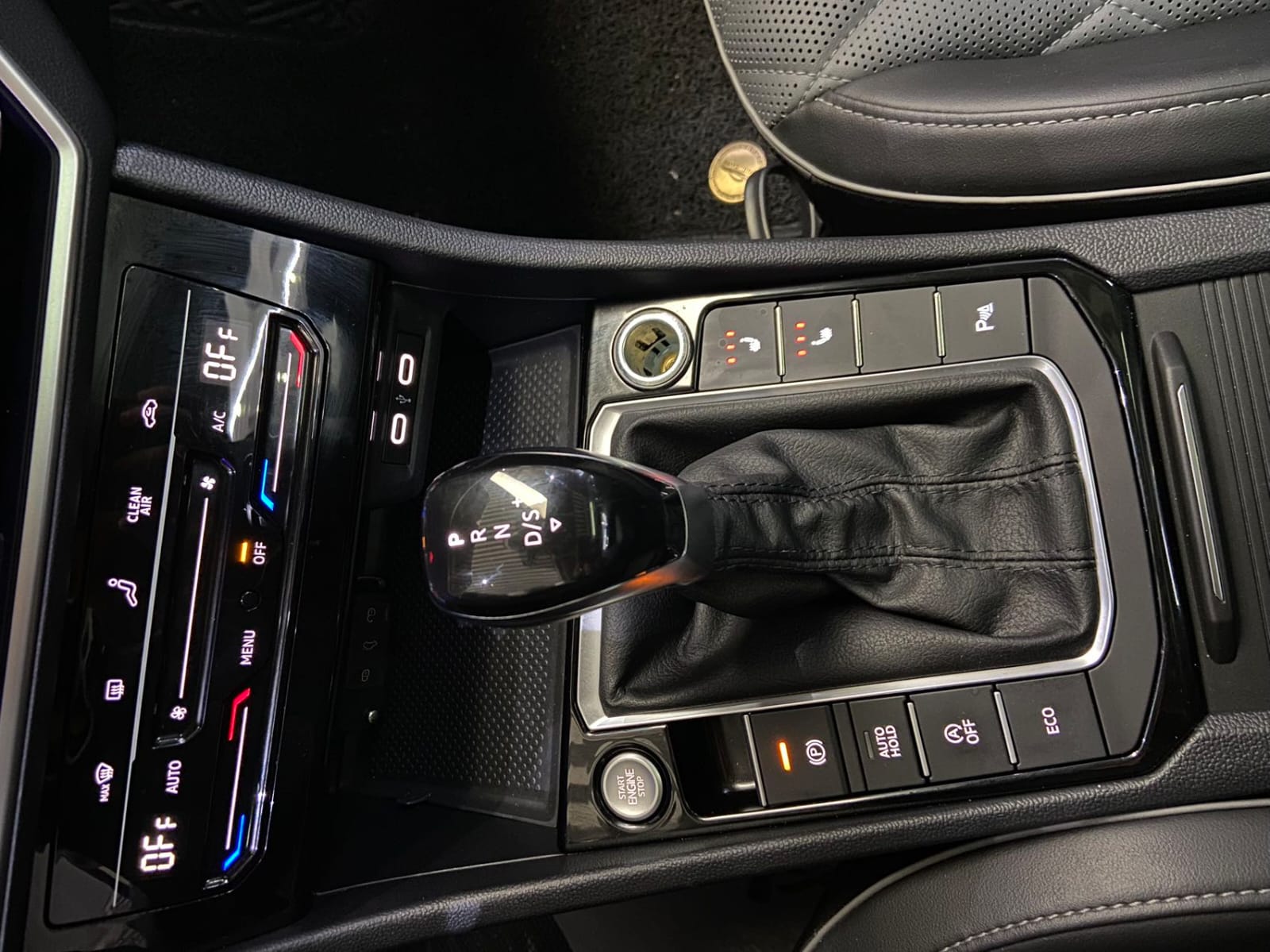 Volkswagen Sagitar 280TSI DSG