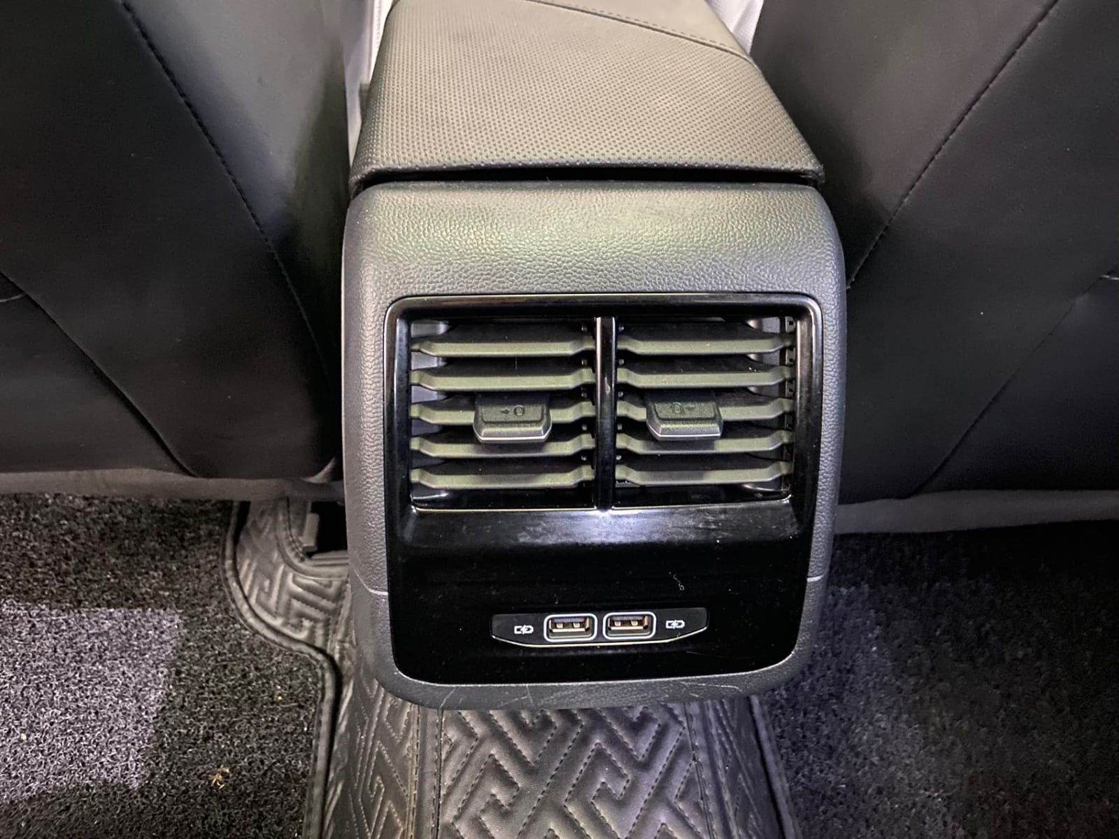 Volkswagen Sagitar 280TSI DSG