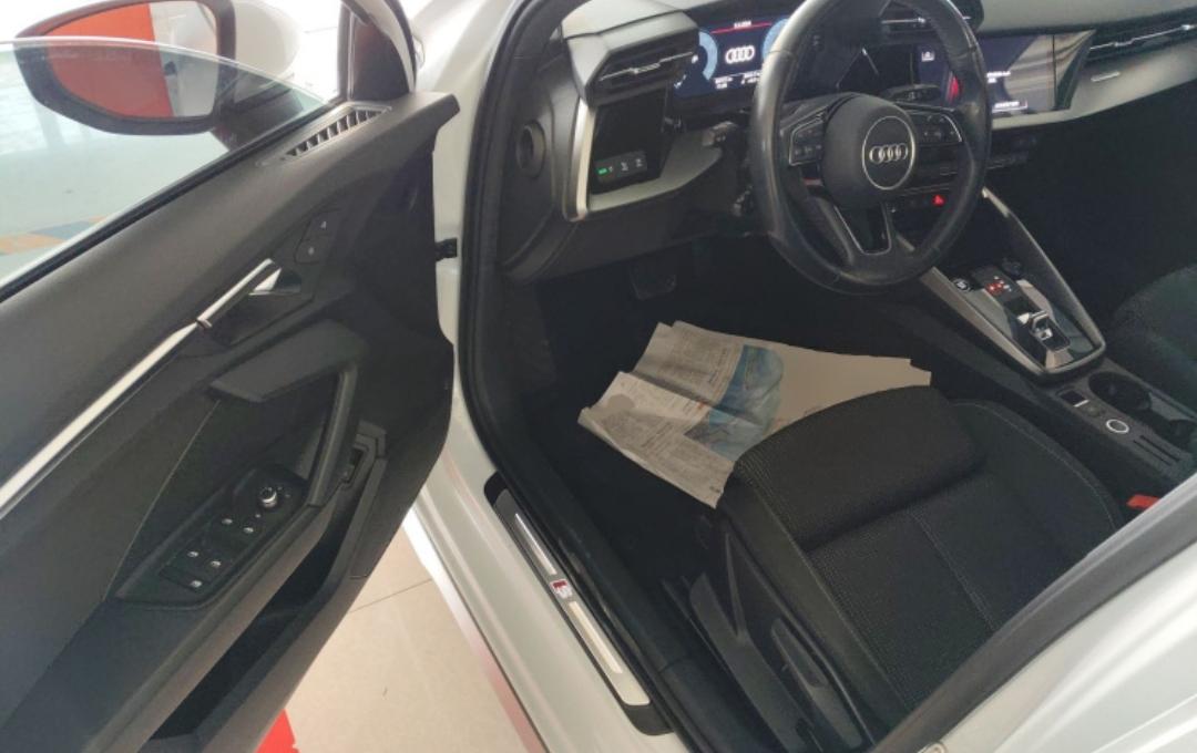 Audi A3L Limousine 35 TFSI Спортивный