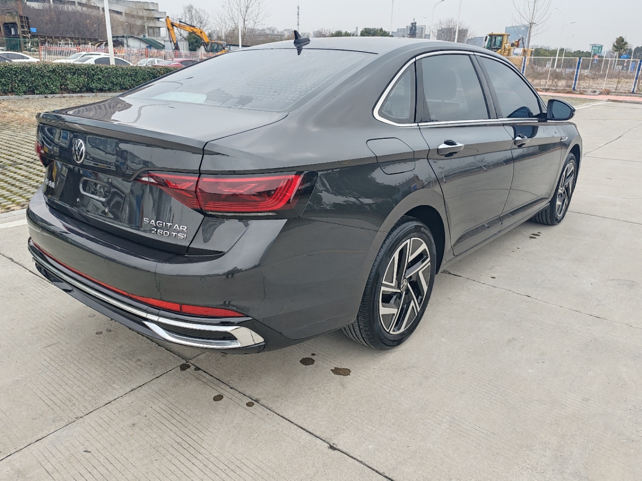Volkswagen Sagitar 280TSI DSG Oversight Lite