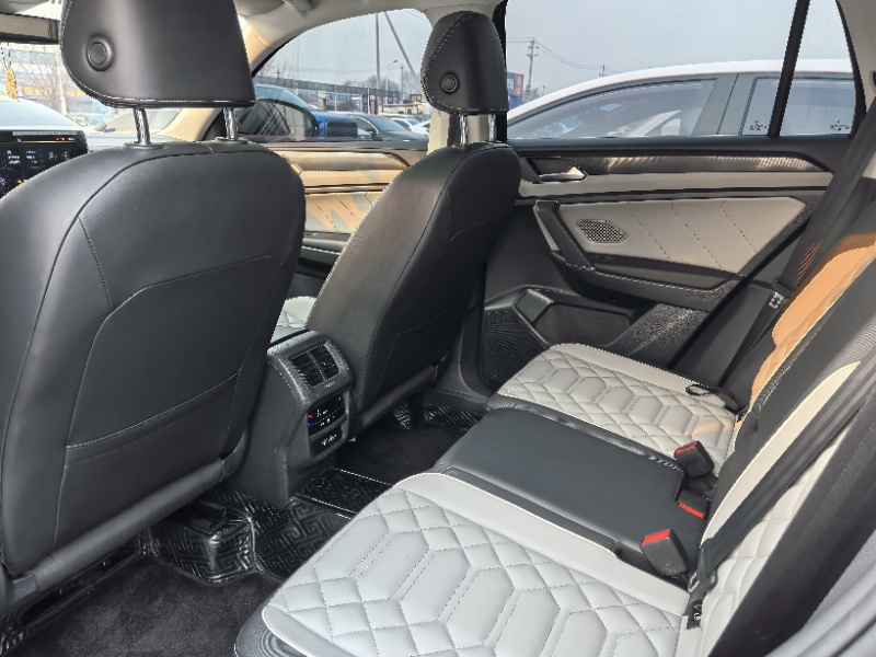 Volkswagen Tayron 280TSI Deluxe Plus Premium Edition