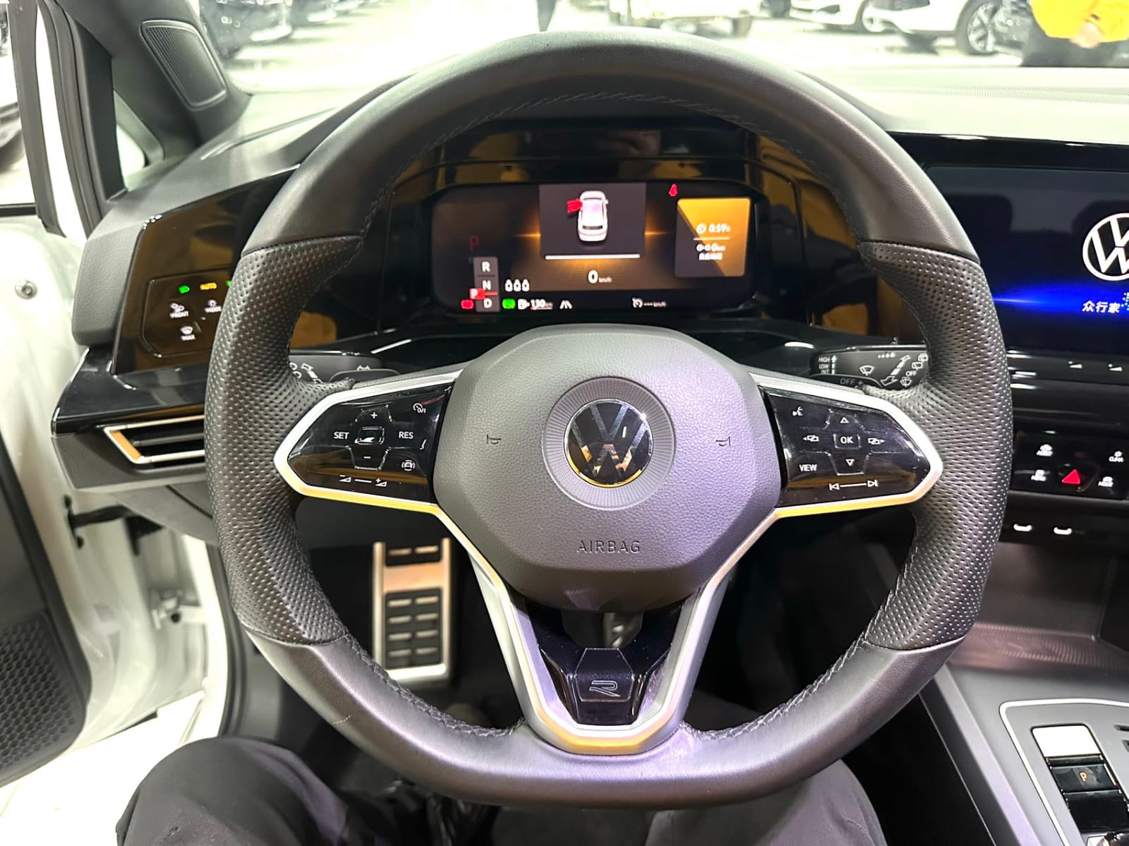 Volkswagen Golf 280TSI DSG R-Line Lite