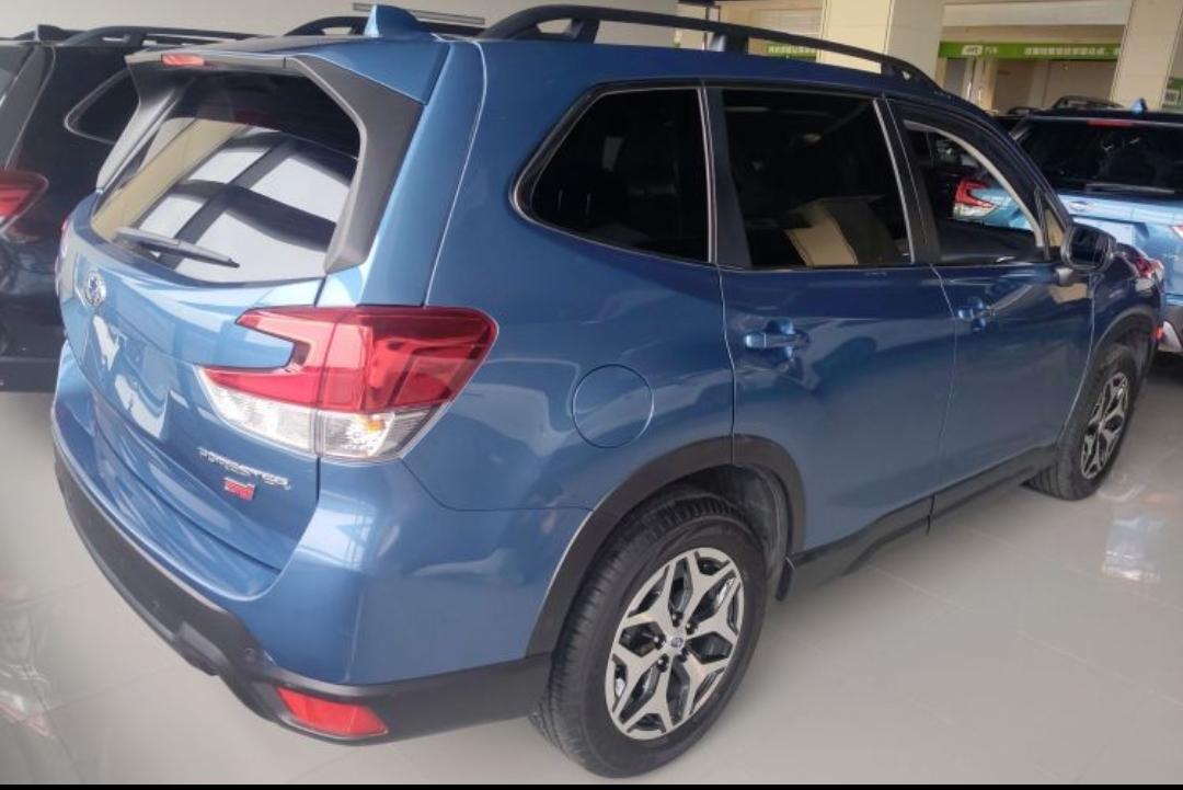 Subaru Forester 2.0i AWD Deluxe Edition EyeSight