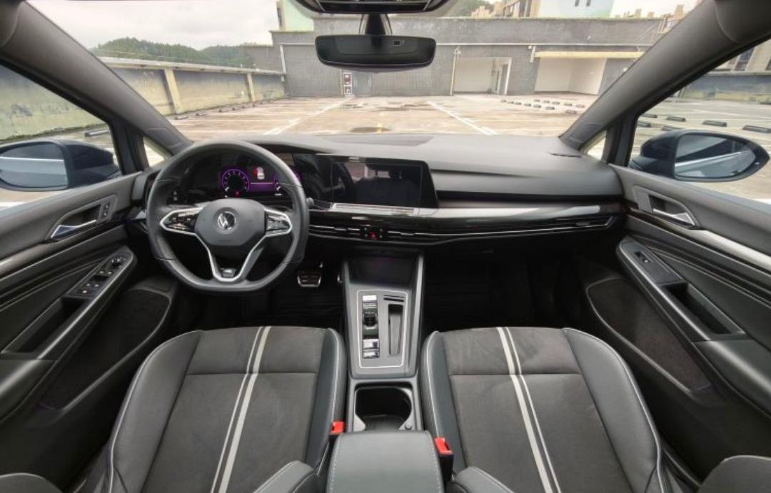 Volkswagen Golf 280TSI DSG R-Line Lite