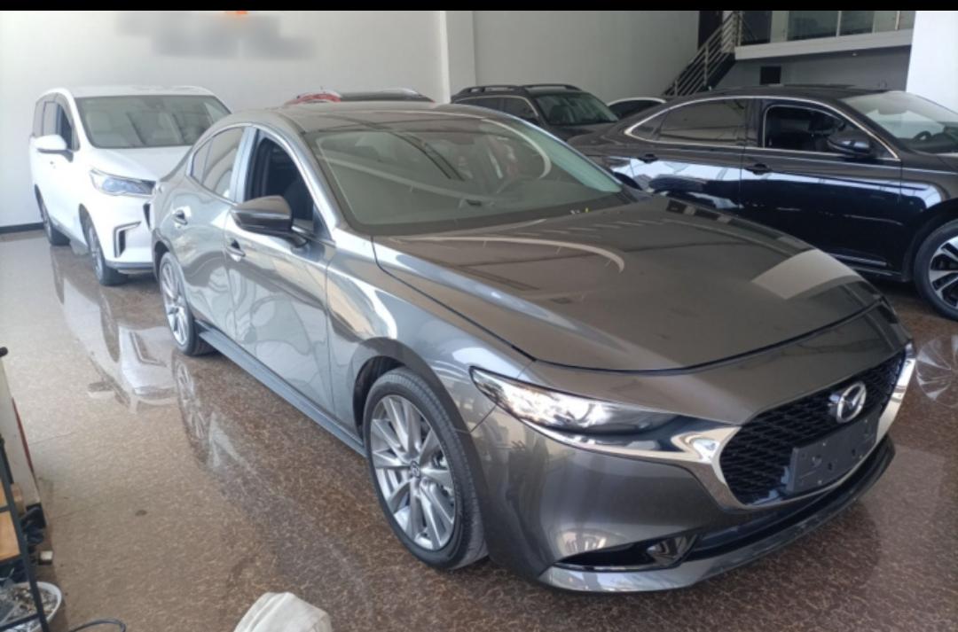 Mazda 3 Axela 2.0L Automatic