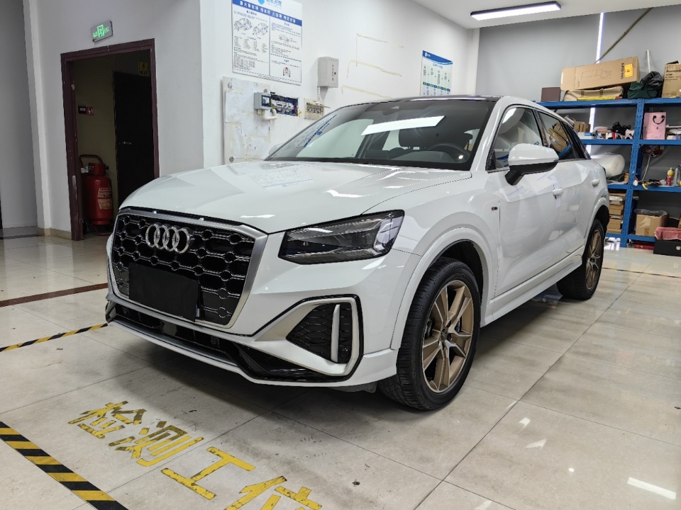 Audi Q2L 35 TFSI