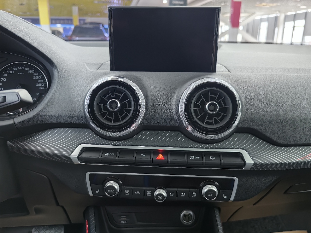 Audi Q2L 35 TFSI