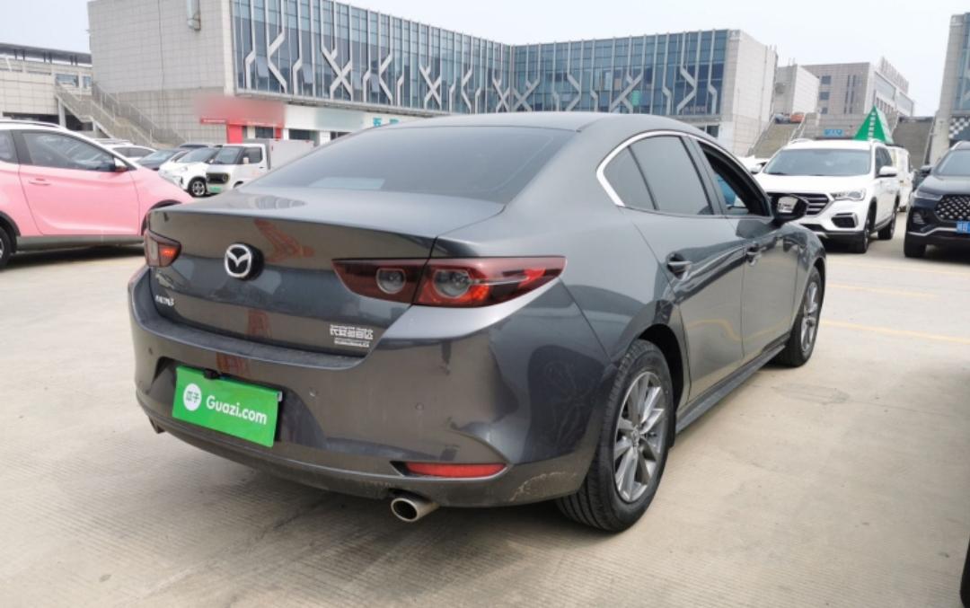 Mazda 3 Axela 2.0L Automatic