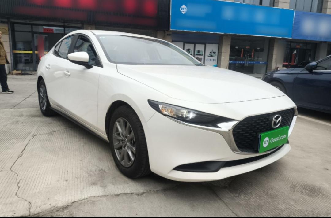 Mazda 3 Axela 2.0L Automatic