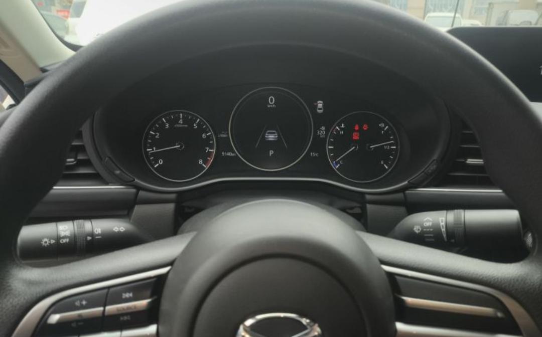 Mazda 3 Axela 2.0L Automatic