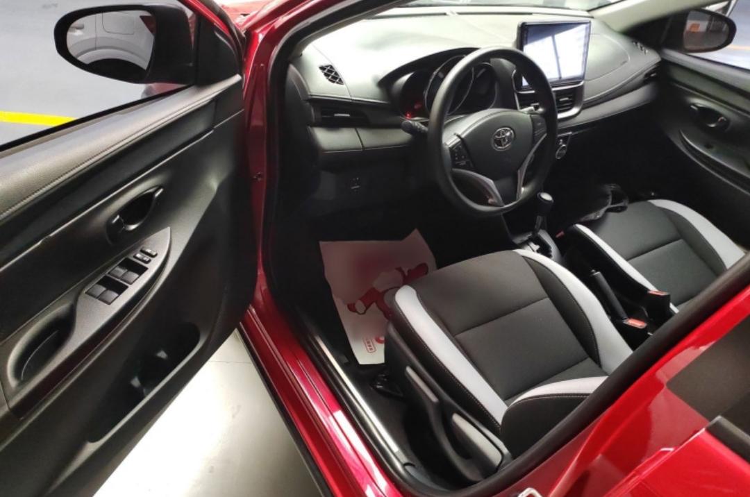 Toyota Yaris L Glamour X 1.5L CVT Leading PLUS Edition