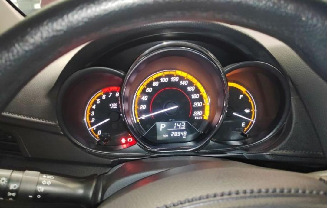 Toyota Yaris L Glamour X 1.5L CVT Leading PLUS Edition