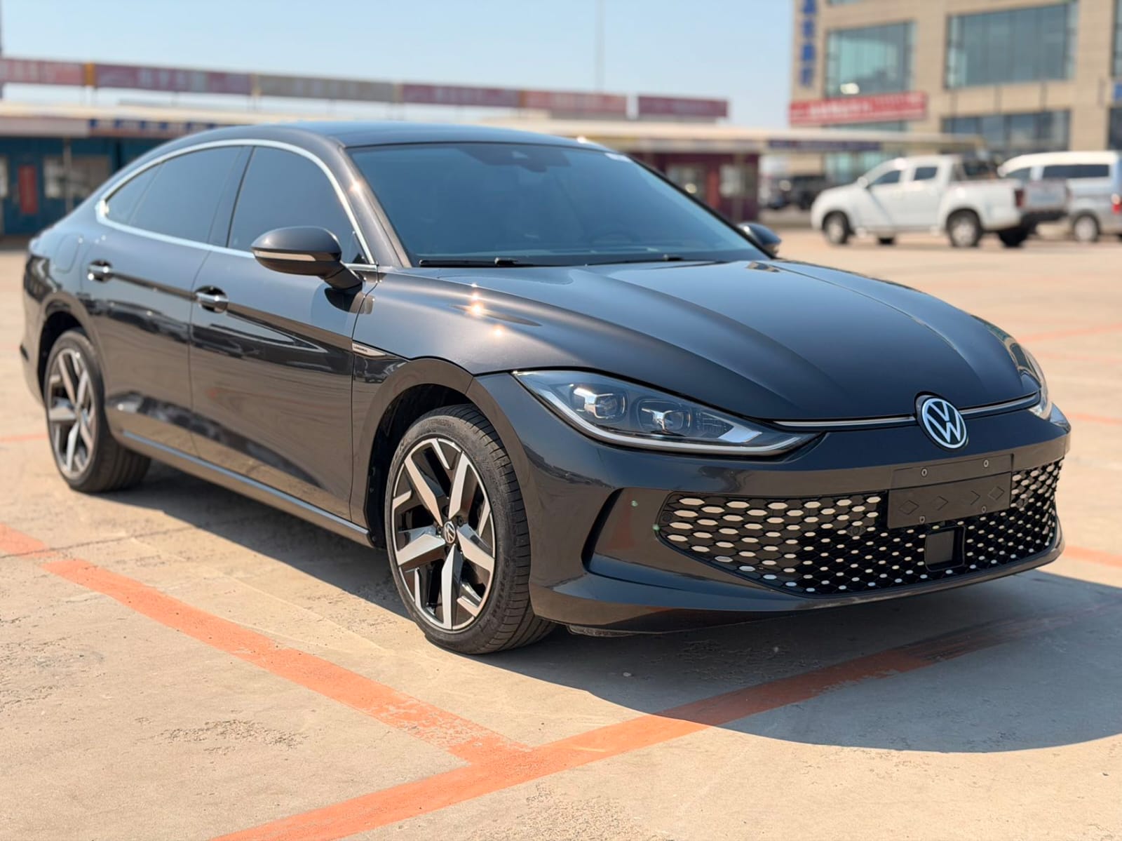 Volkswagen Lamando L 280TSI DSG Cool Hot Edition