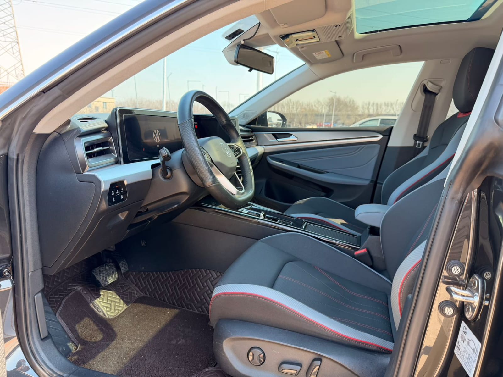 Volkswagen Lamando L 280TSI DSG Cool Hot Edition