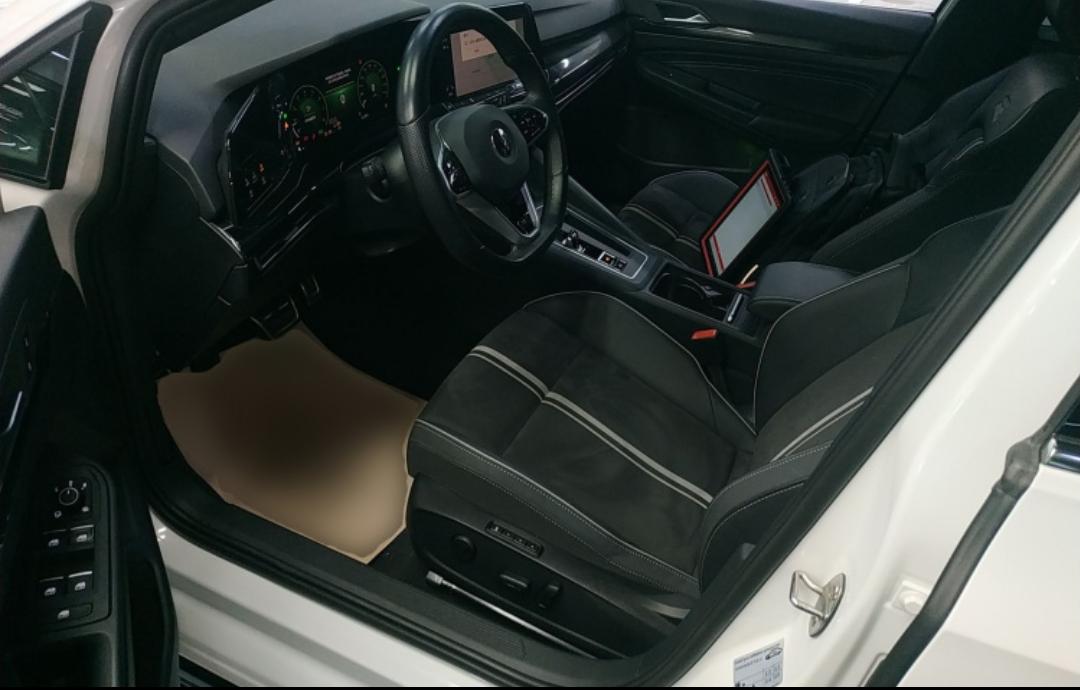 Volkswagen Golf 280TSI DSG R-Line Lite