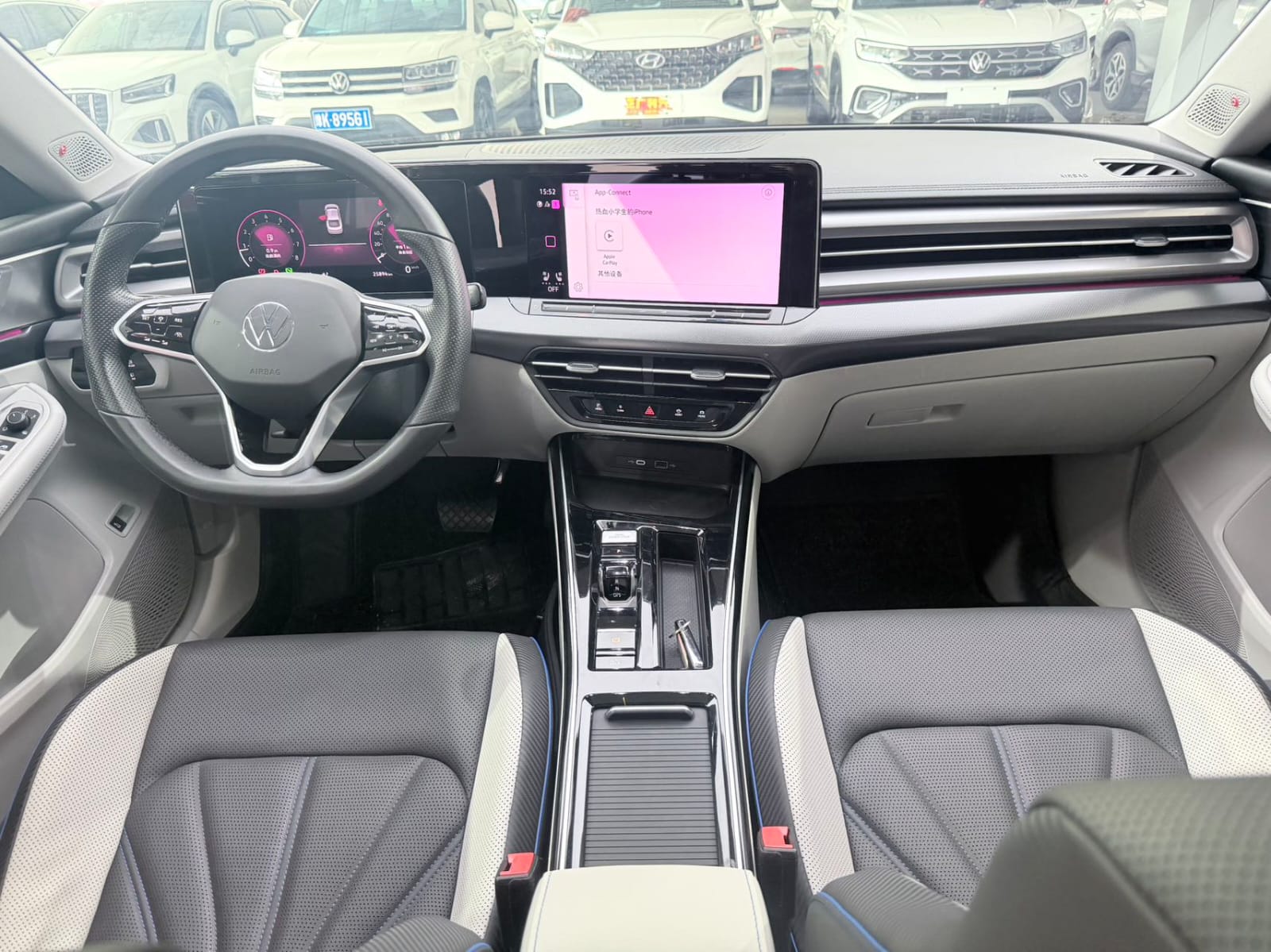 Volkswagen Lamando L 280TSI DSG Super Flagship Edition
