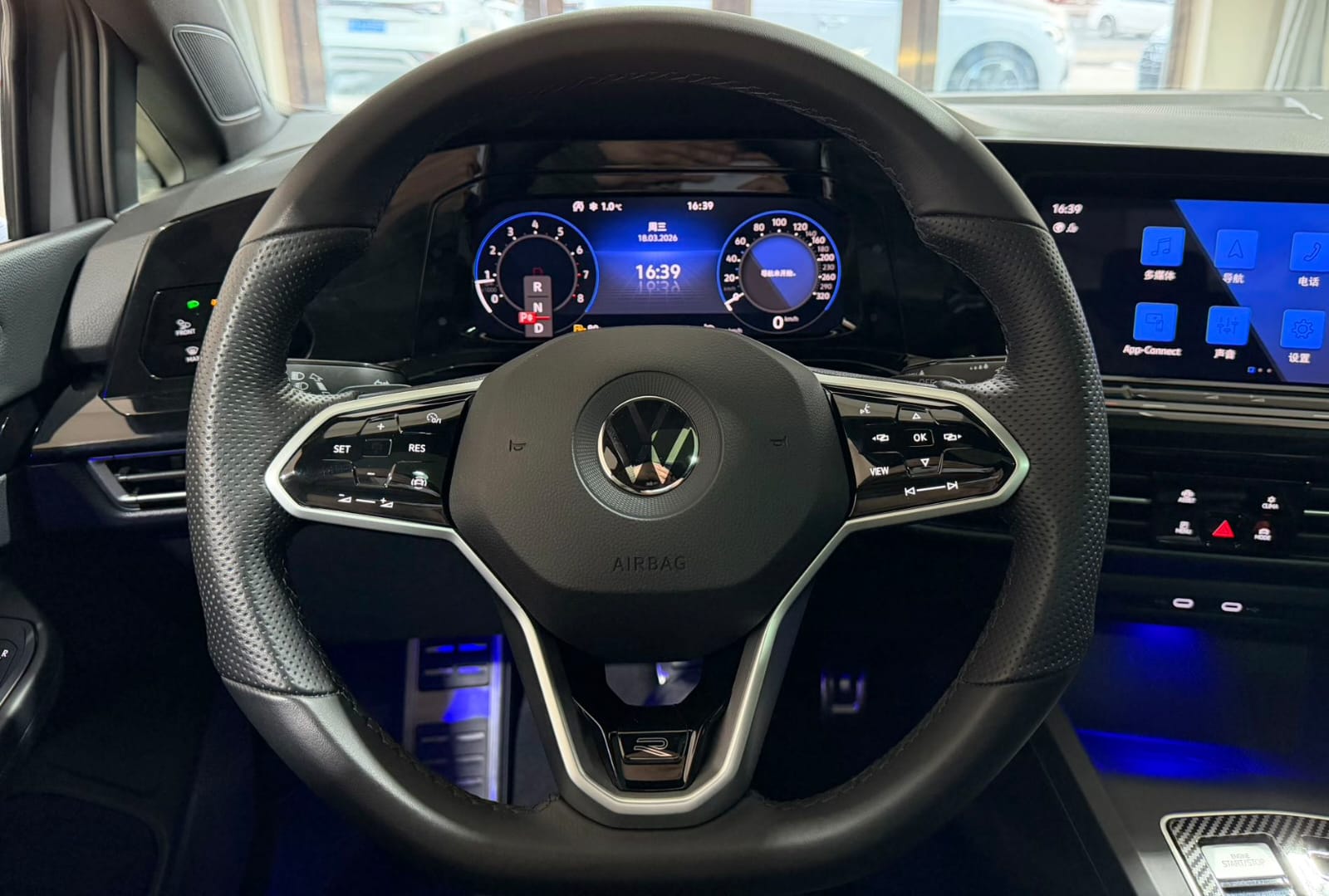 Volkswagen Golf 280TSI DSG R-Line Lite