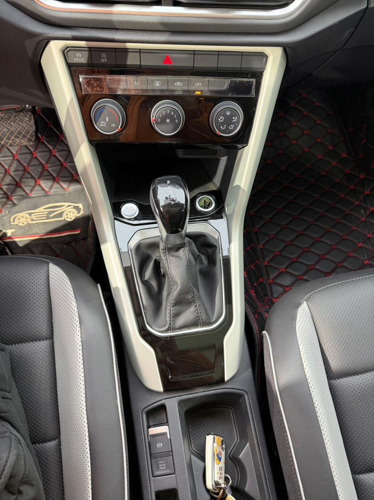 Volkswagen T-Roc Tango 280TSI DSG Time Edition