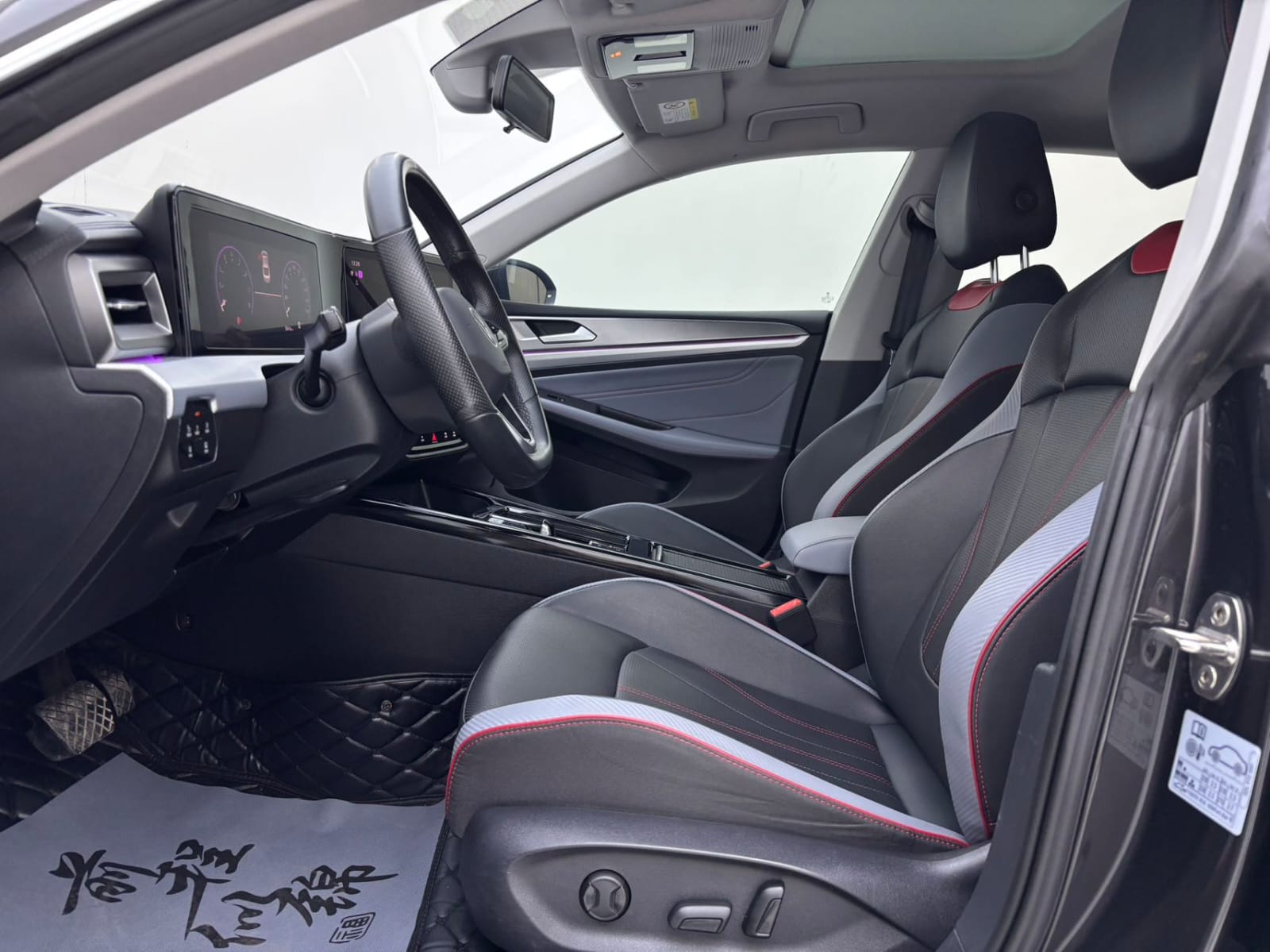 Volkswagen Lamando L 280TSI DSG Cool Edition