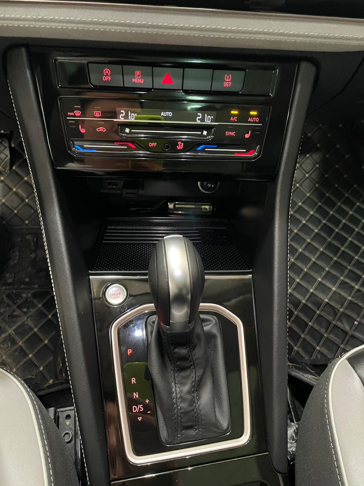 Jetta VS7 280TSI DSG Automatic Honor Limited Edition