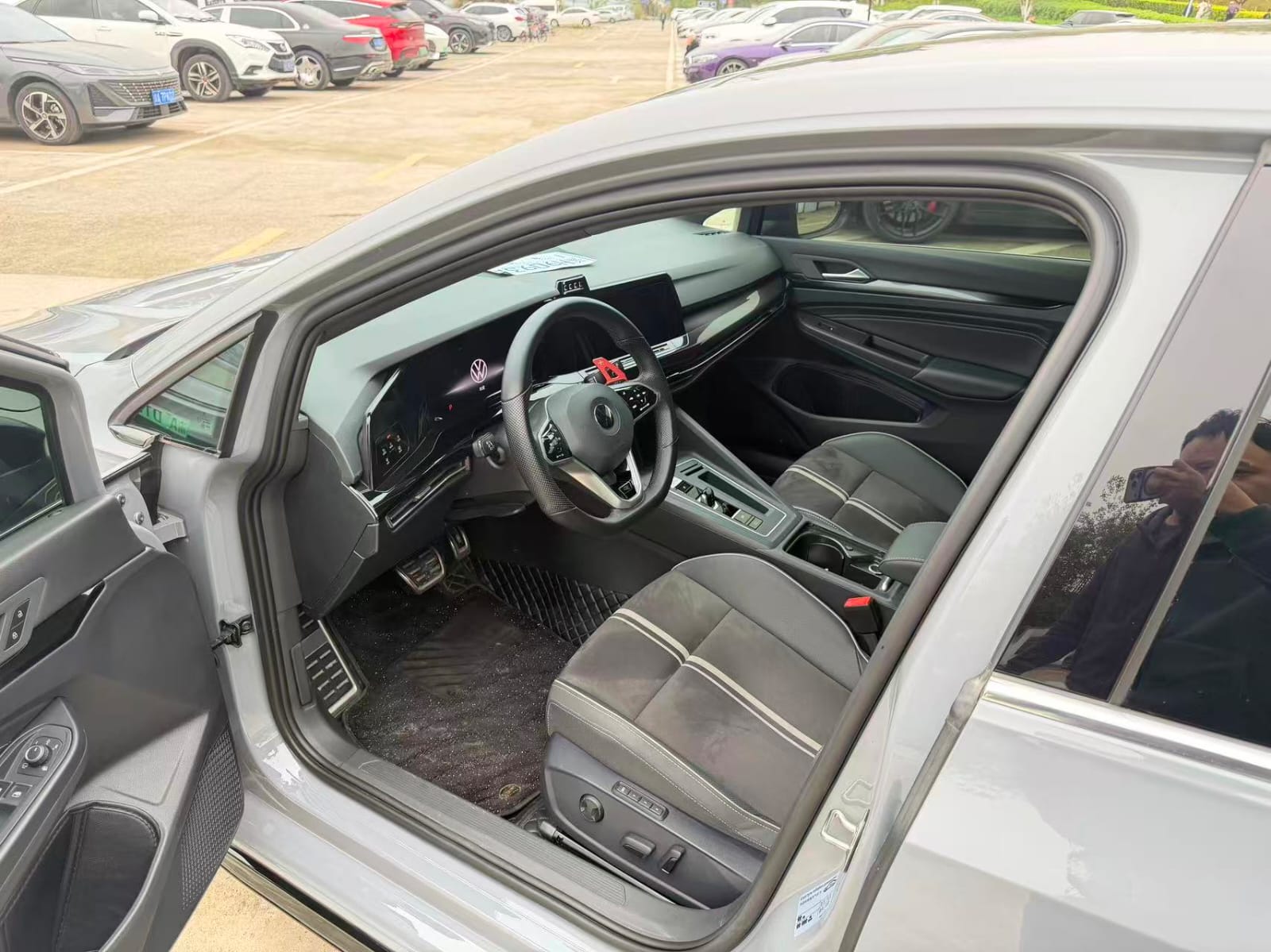 Volkswagen Golf 280TSI DSG R-Line Lite