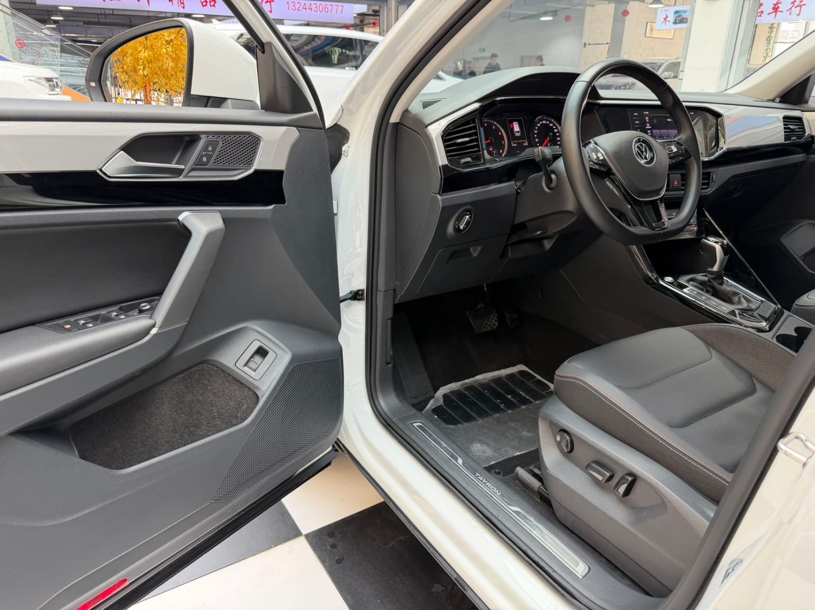 Volkswagen Tayron 280TSI