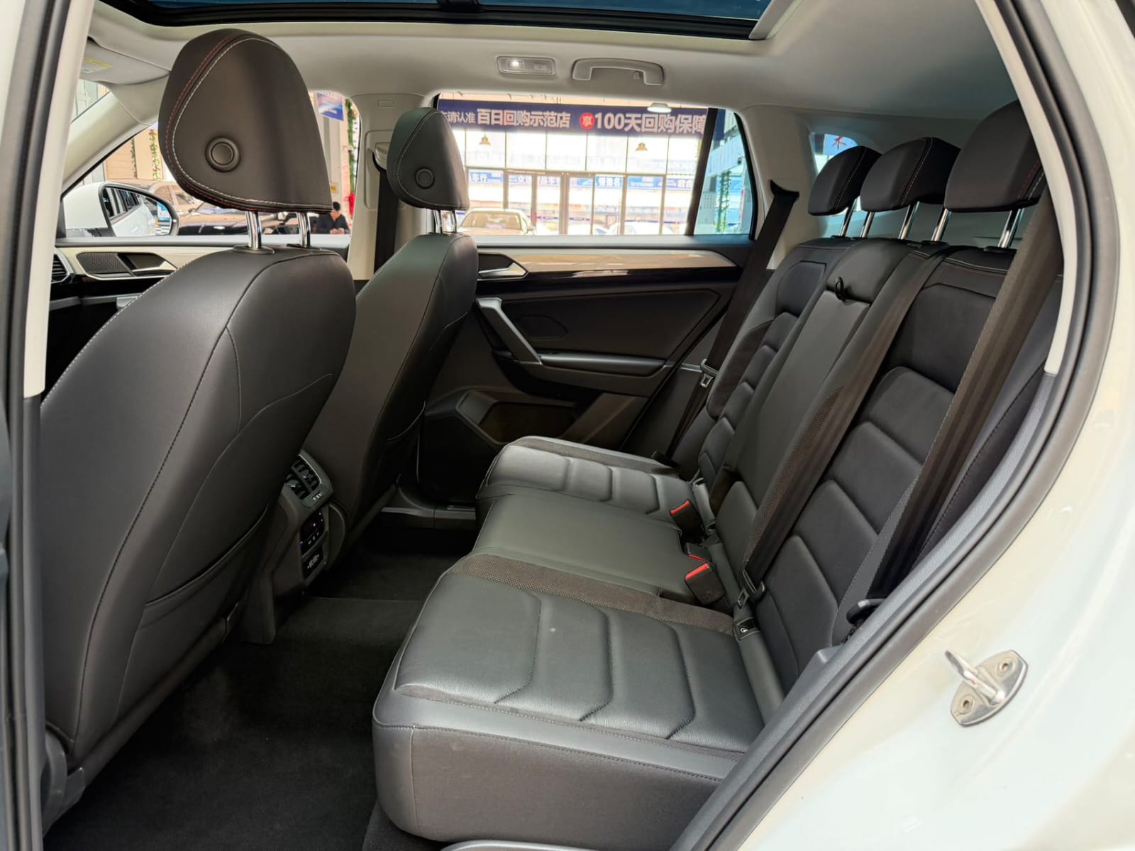 Volkswagen Tayron 280TSI