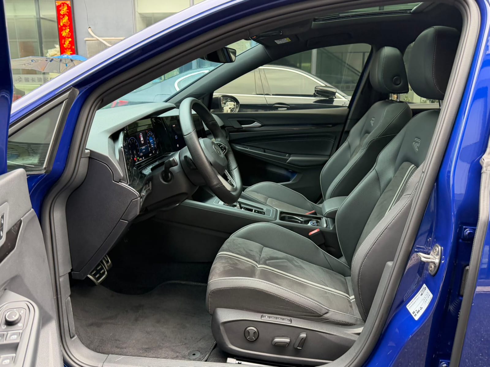 Volkswagen Golf 280TSI DSG R-Line Lite