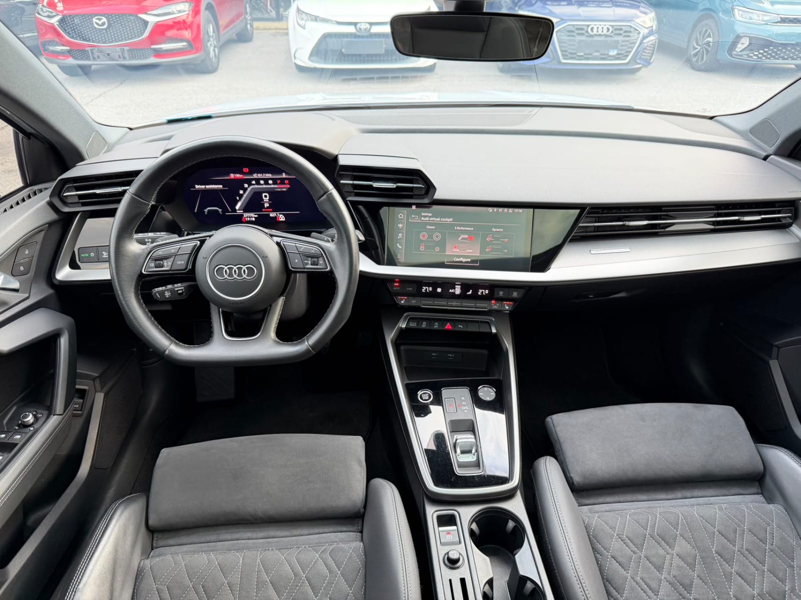 Audi A3L 35 TFSI Luxury Sport