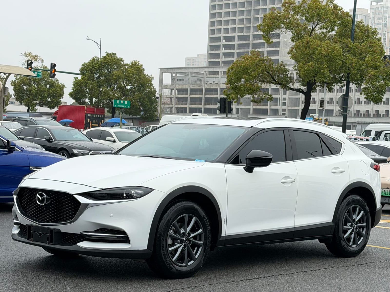 Mazda CX-4 Blue Sky Explorer Edition