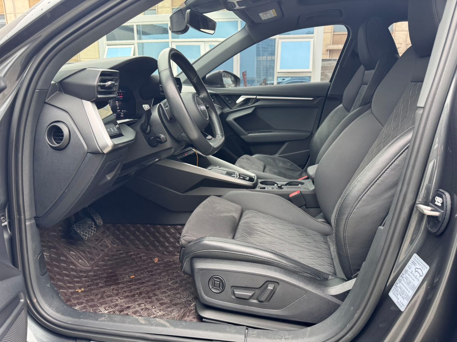 Audi A3L Limousine 35 TFSI Luxury Sport