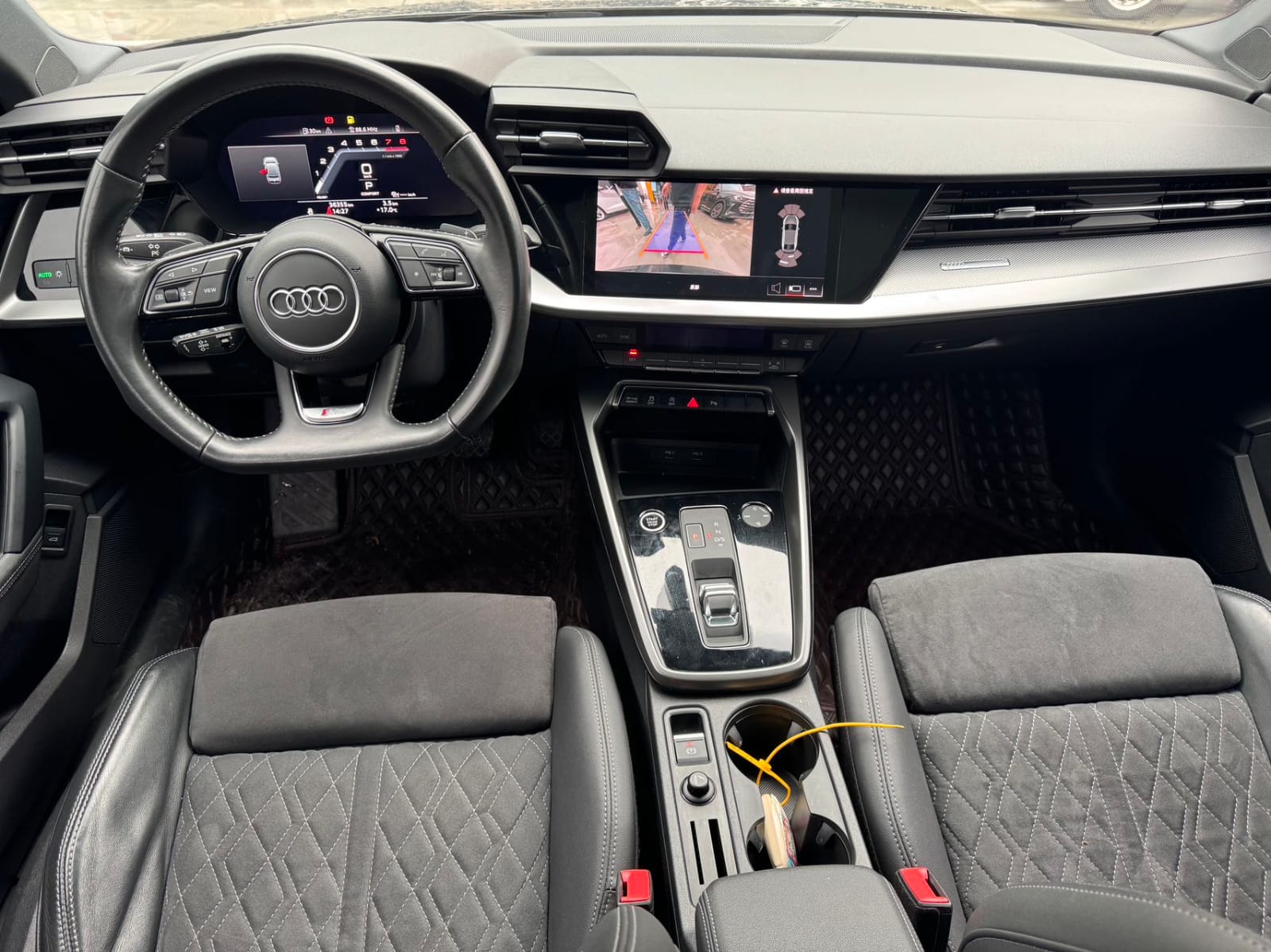 Audi A3L Limousine 35 TFSI Luxury Sport