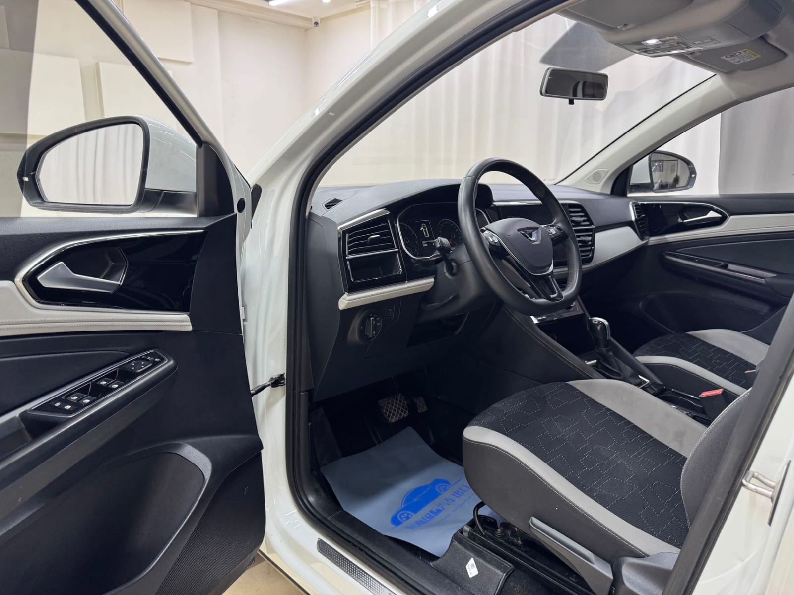 Jetta VS7 280TSI DSG Automatic Enjoy Edition