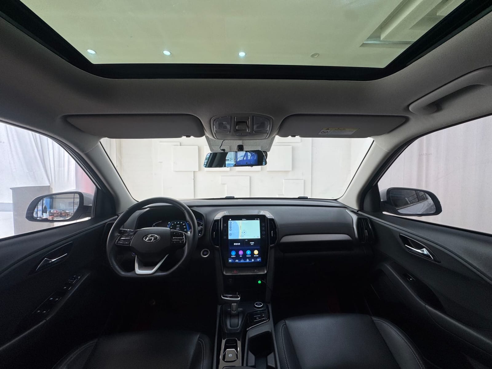 Hyundai ix35 240TGDi DCT GLS ведущая версия