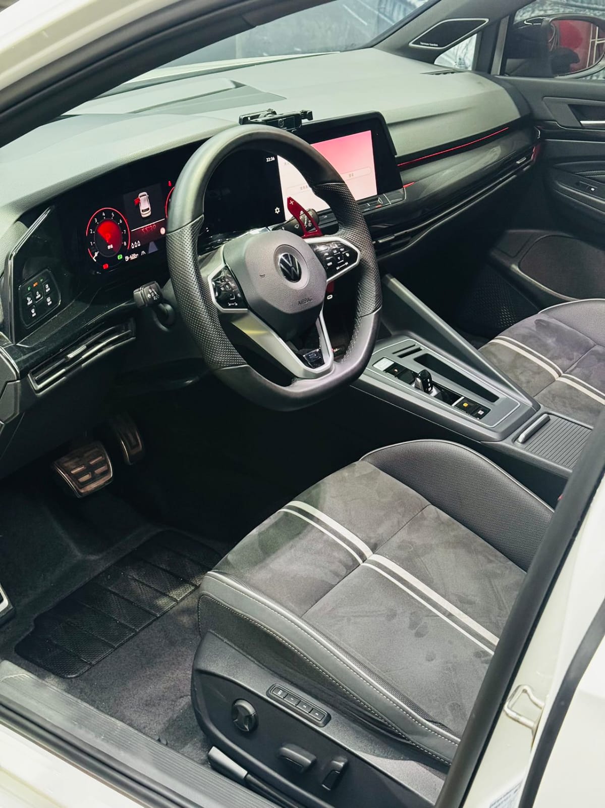 Volkswagen Golf R-Line