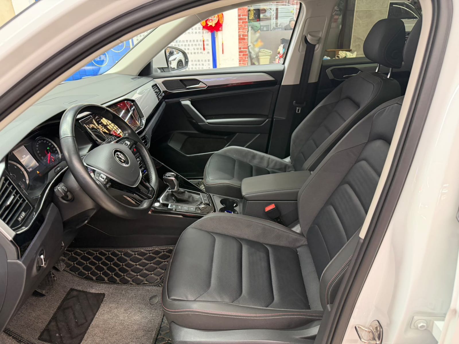 Volkswagen Tayron 280TSI