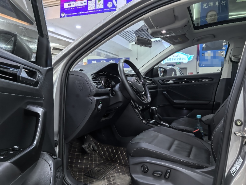 Volkswagen T-Roc 280TSI DSG Comfort Plus Edition