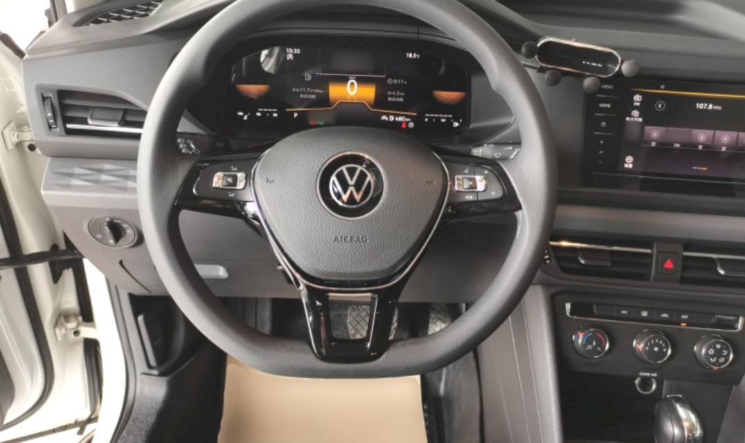 Volkswagen Tharu 280TSI модная версия
