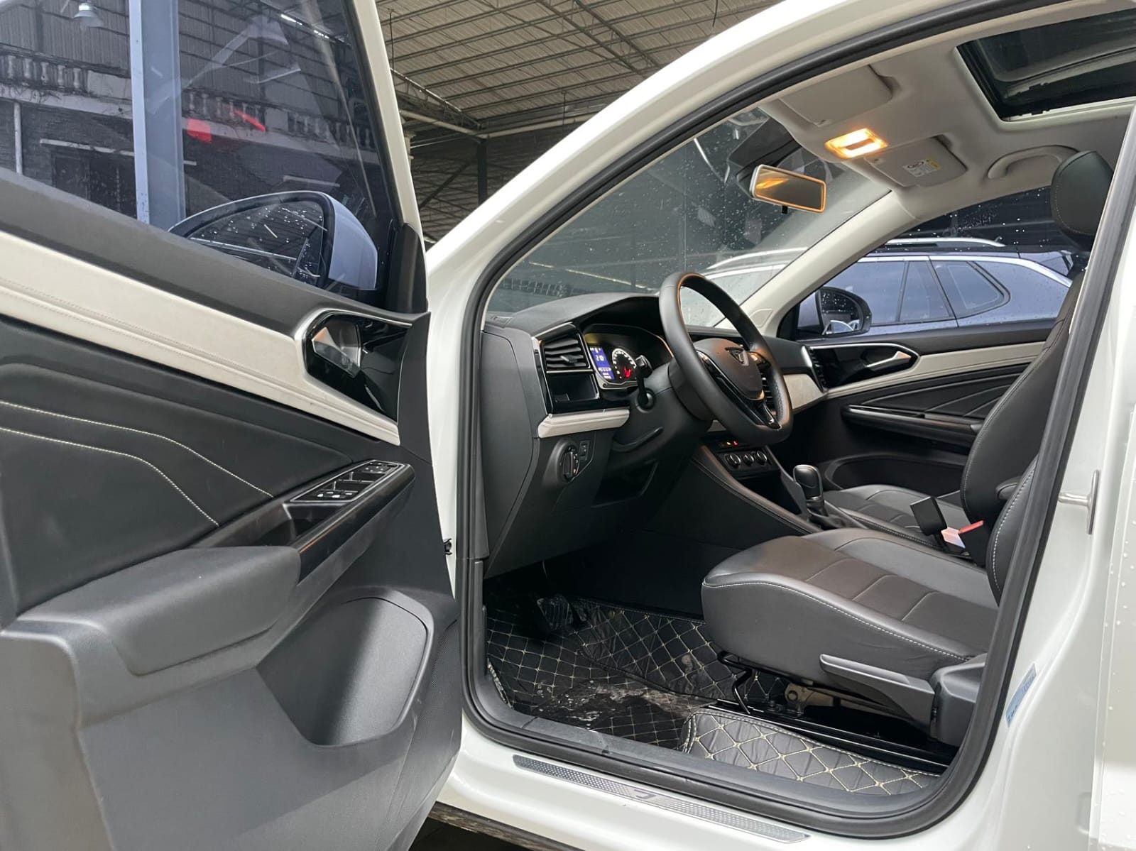 Jetta VS5 280TSI