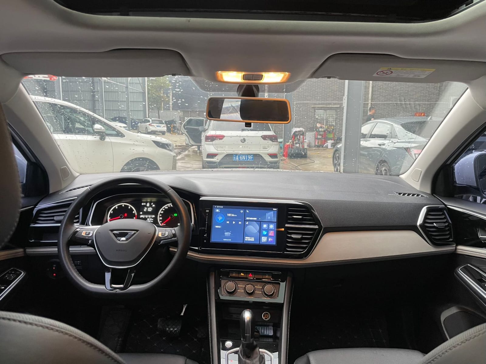 Jetta VS5 280TSI