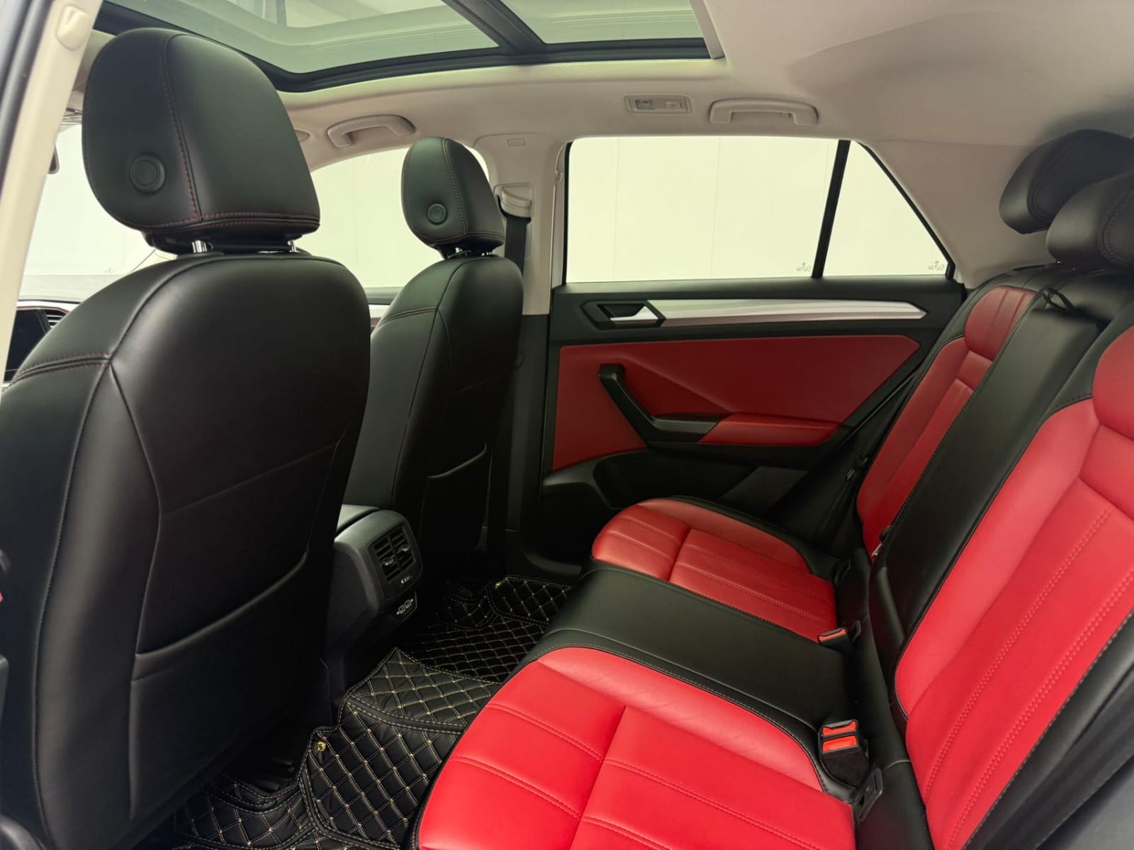 Volkswagen T-Roc 280TSI DSG Elite PLUS
