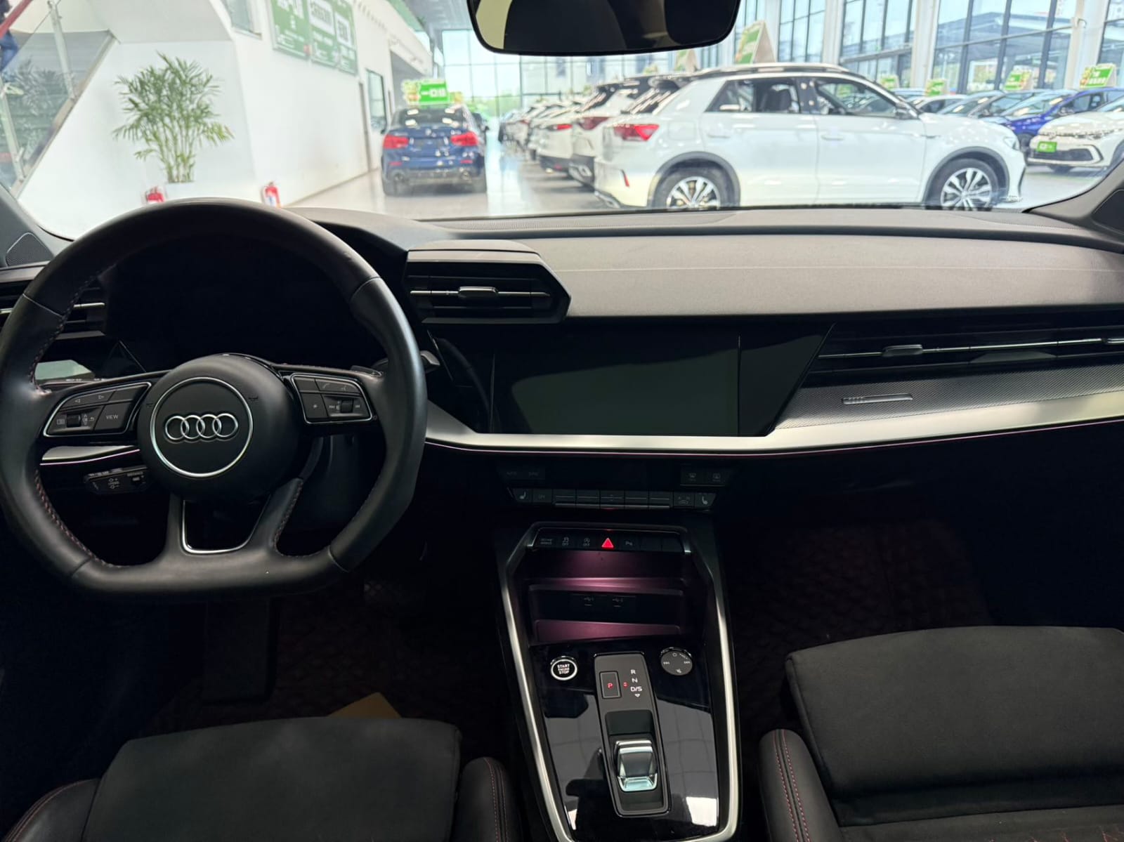 Audi A3L Limousine 35 TFSI Luxury Sport