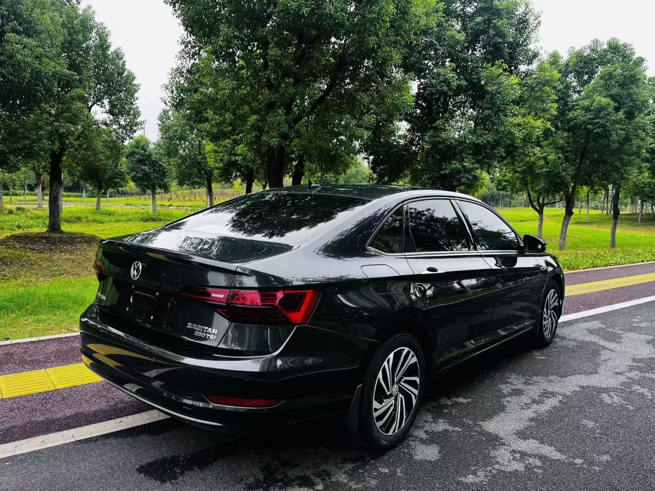 Volkswagen Sagitar 280TSI Beyond Edition