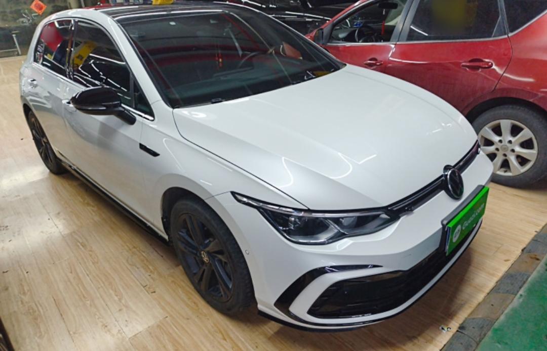Volkswagen Golf 280TSI DSG R-Line