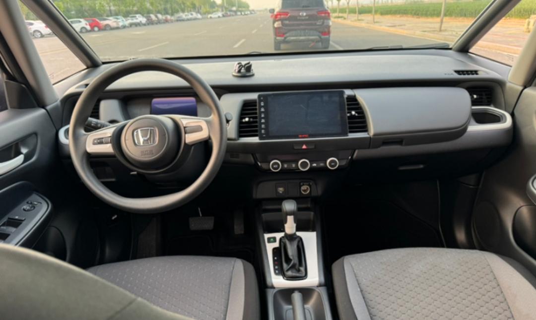 Honda Fit 1.5L CVT модная версия