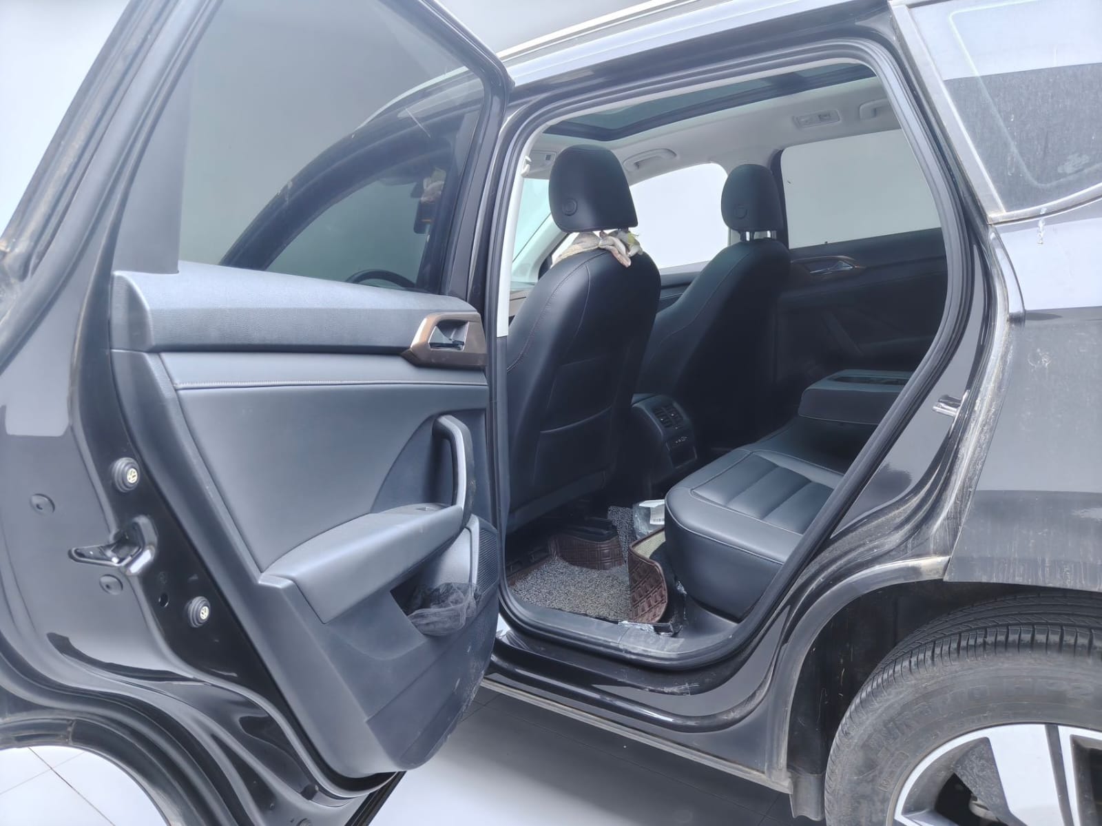 Volkswagen Tharu 280TSI Comfort