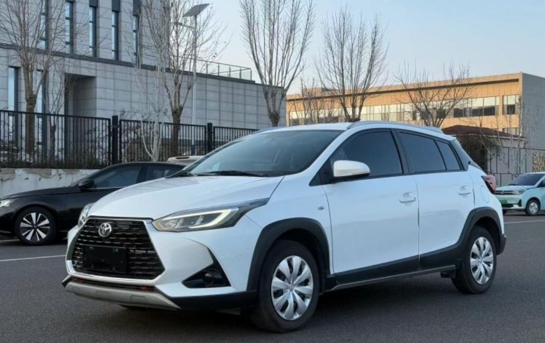 Toyota Yaris L Glamour X 1.5L CVT Leading PLUS